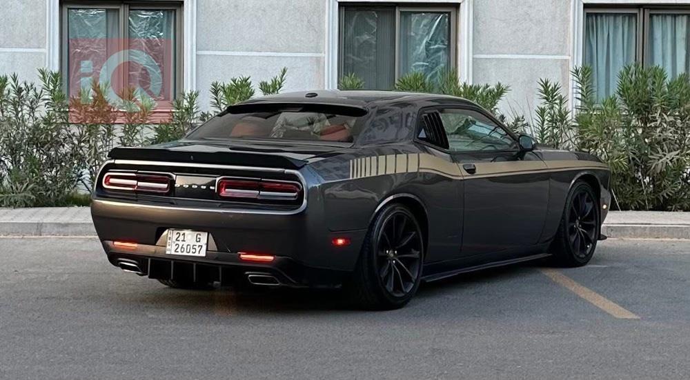Dodge Challenger